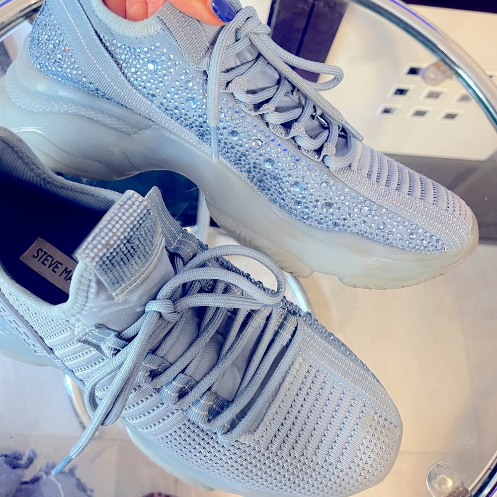 Super comfortable platform sneakers 8.5